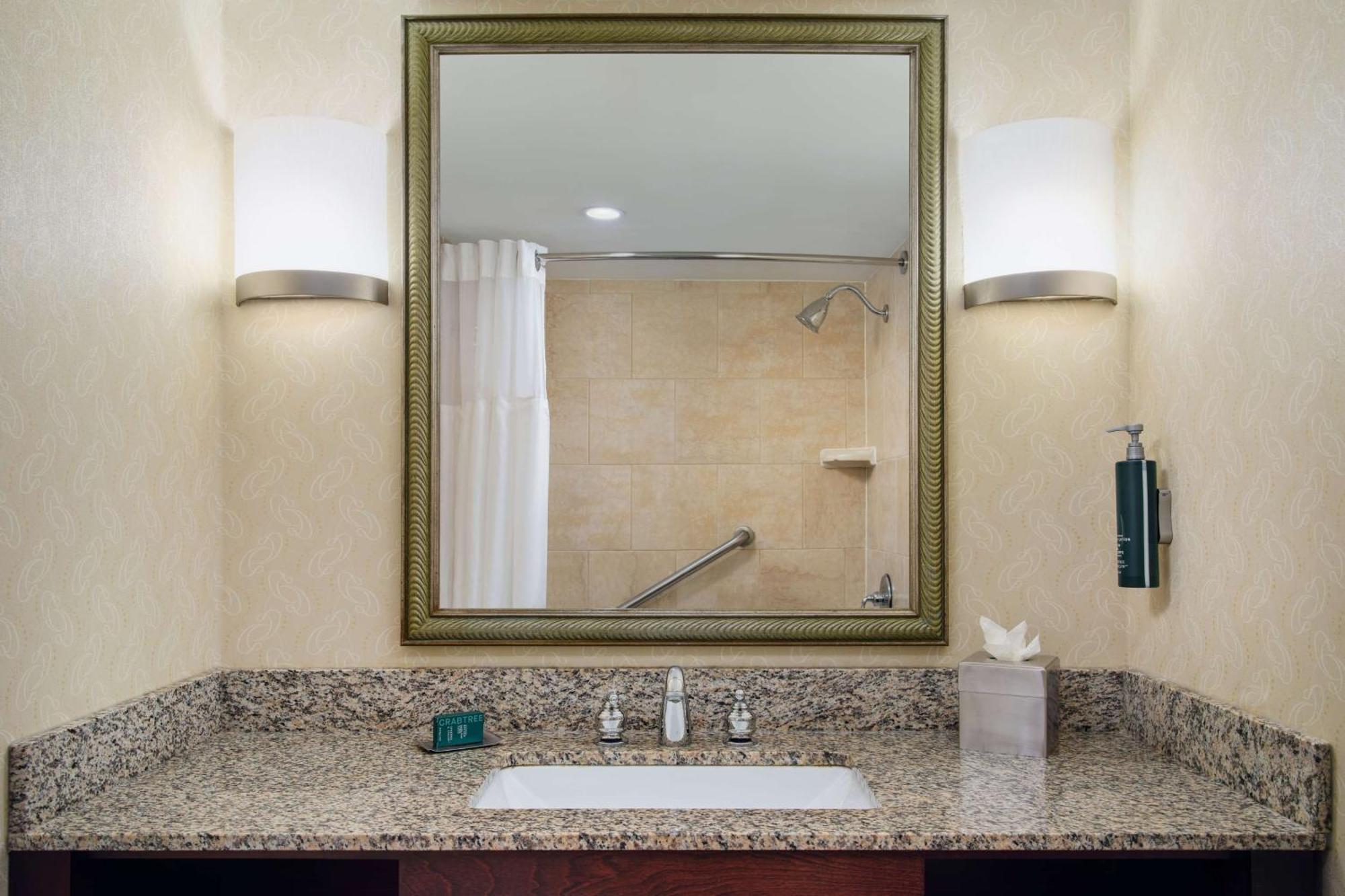 Doubletree By Hilton Rocky Mount Hotel Luaran gambar